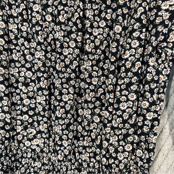 Hollister Black and White Floral Jumpsuit - Picture 8 of 12